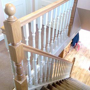 oak-barley-twist-staircase2